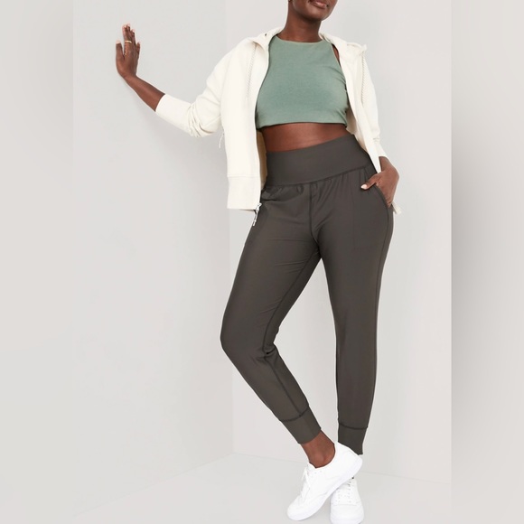 Old Navy High Waisted Soft Go Dry 7/8 Length Joggers The Woods Size Small NWT - Picture 1 of 6